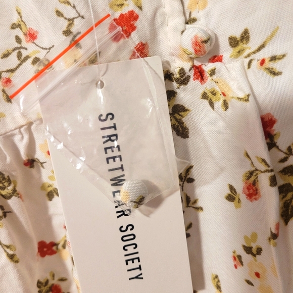 Flower print flowy summer top - Picture 3 of 5